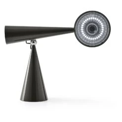 Tom Dixon Pose Task Lamp 31 Tom Dixon Pose Task Lamp -Trit Houses Shop 2024 10 07 TOM DIXON CUTOUTS SS25 0456 v2KELP