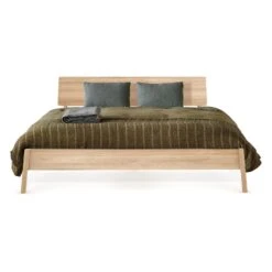 Ethnicraft Oak Air King Bed