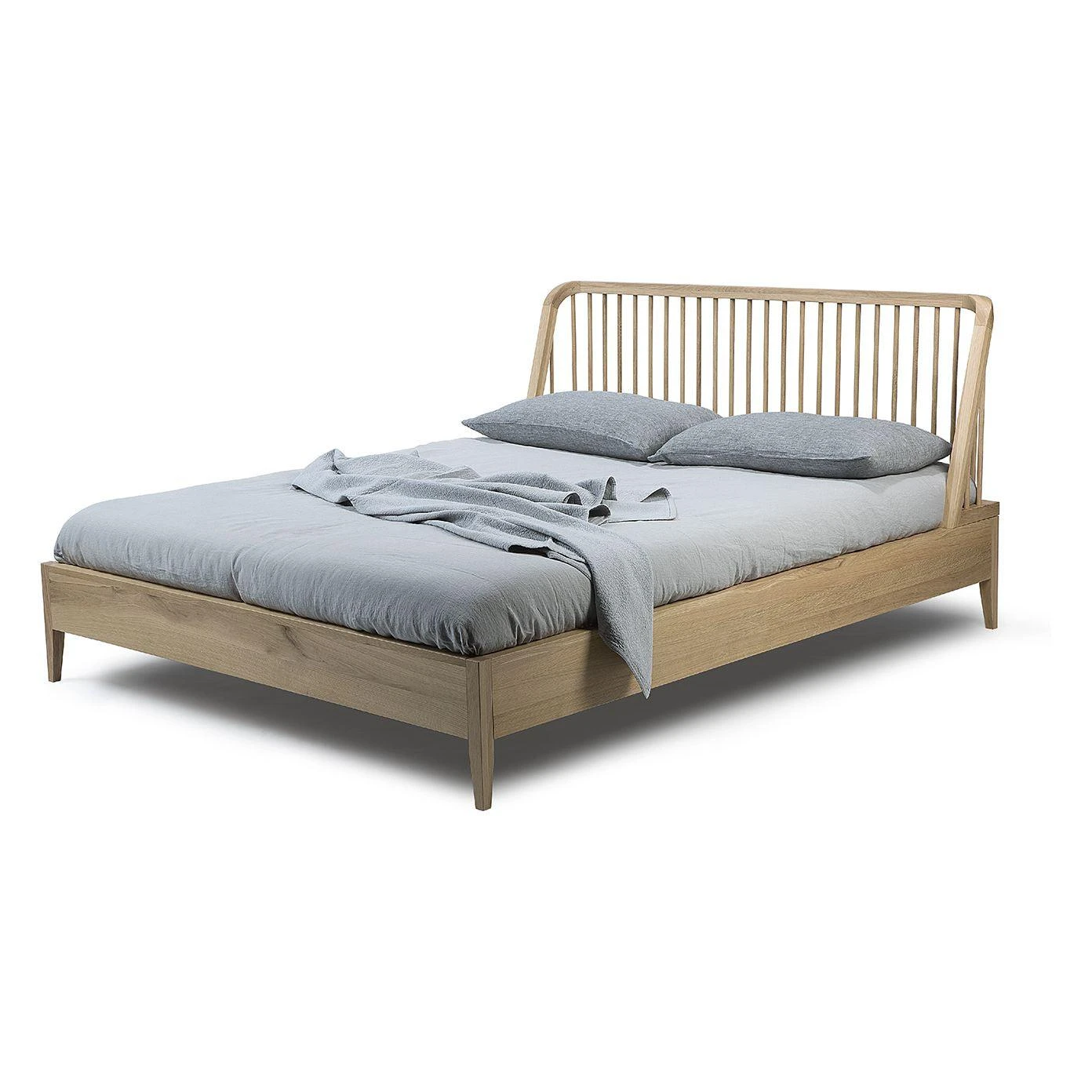 Ethnicraft Oak Spindle Queen Bed 7 Ethnicraft Oak Spindle Queen Bed - Image 7