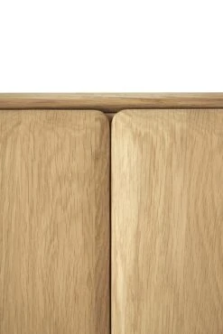 Ethnicraft Oak PI Sideboard - 3 Doors 14 Ethnicraft Oak PI Sideboard - 3 Doors -Trit Houses Shop 51318PISideboard 3doors osmo 174 45 83 det1 cut WEB