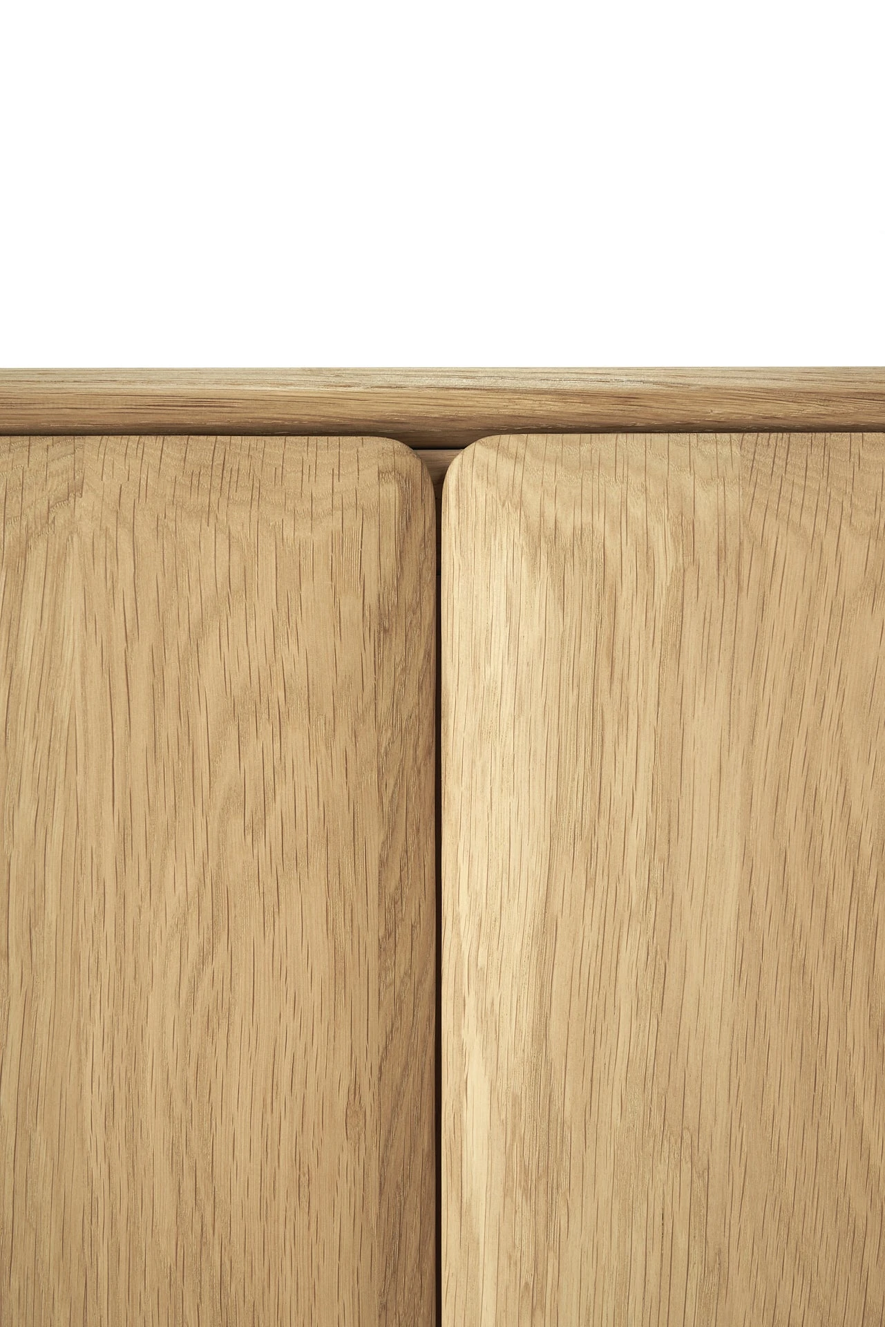 Ethnicraft Oak PI Sideboard - 3 Doors 7 Ethnicraft Oak PI Sideboard - 3 Doors - Image 7