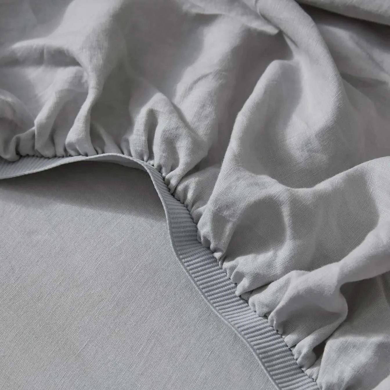 Ravello French Flax Linen Fitted Sheet 5 Ravello French Flax Linen Fitted Sheet - Image 5