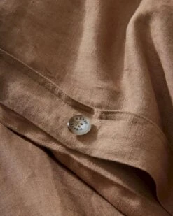 Ravello French Flax Linen Quilt Cover 29 Ravello French Flax Linen Quilt Cover -Trit Houses Shop Weave ravello bedding detail buttons biscuit web