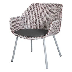 Vibe Lounge Chair -Trit Houses Shop can c01 0 032 bordeaux black