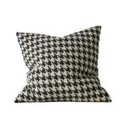 Giovanni Cushion -Trit Houses Shop fNW9RfaTwsqm Nd1VgedJ KHfDGuiPxfmvnzDCqLkqI