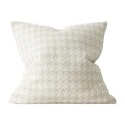 Giovanni Cushion -Trit Houses Shop gBgxLMq1sYXLaPMoCOFh U6LGrOfH9ny47H9V46sUcU web web