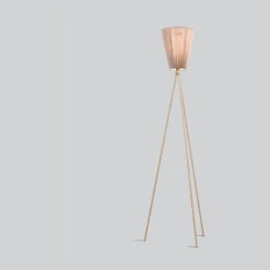 Northern Oslo Floor Lamp 23 Northern Oslo Floor Lamp -Trit Houses Shop nor f02 1 008 beige beige 10b940e5 f9d5 481c a917 05914b99294f