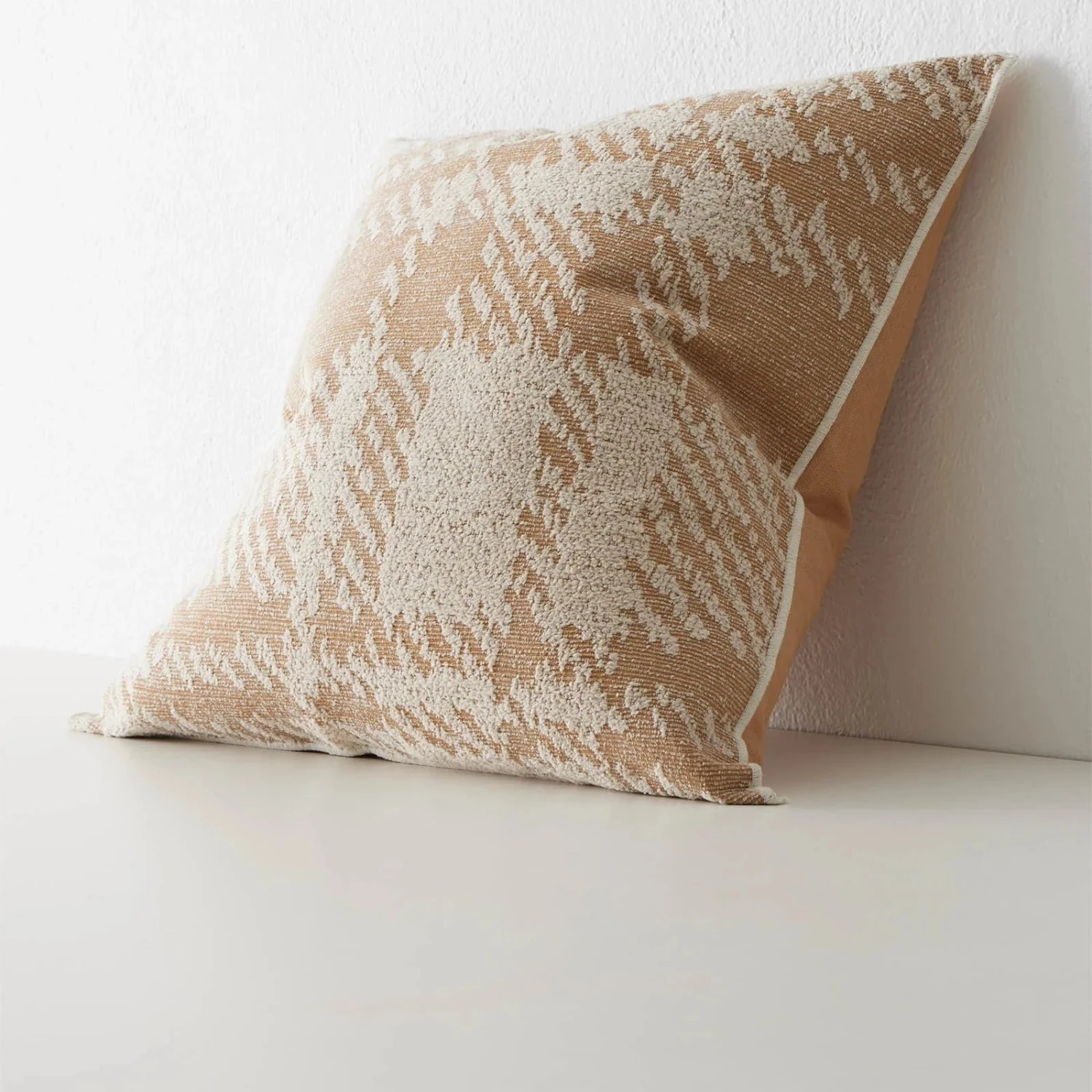 Sienne Cushion 9 Sienne Cushion - Image 9