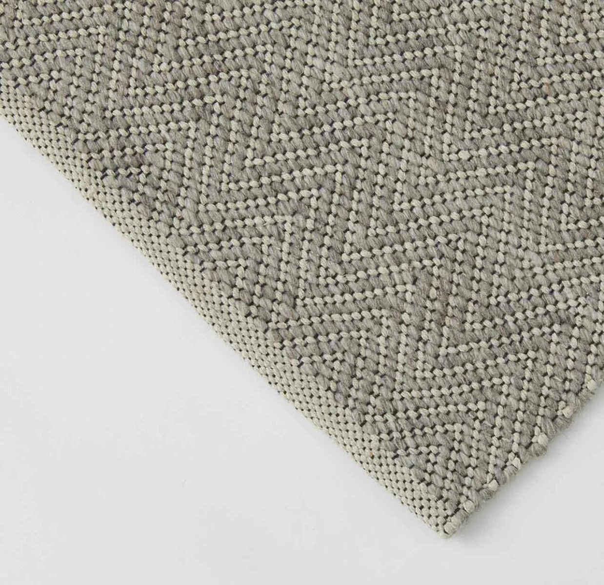 Matterhorn Rug 5 Matterhorn Rug - Image 5