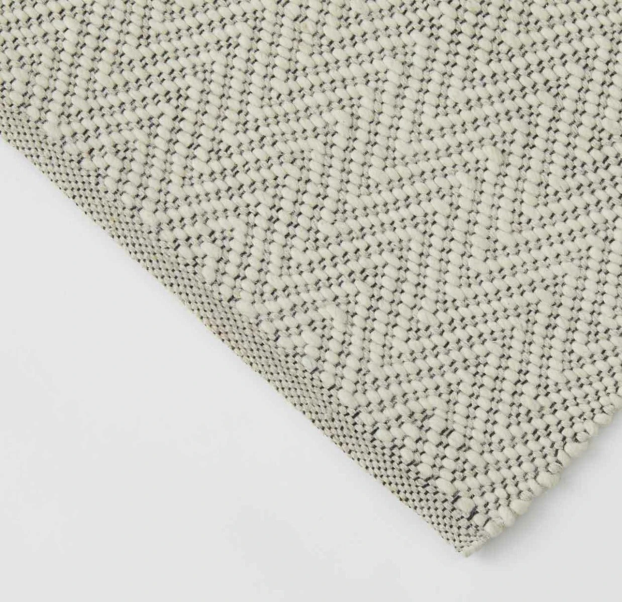 Matterhorn Rug 6 Matterhorn Rug - Image 6